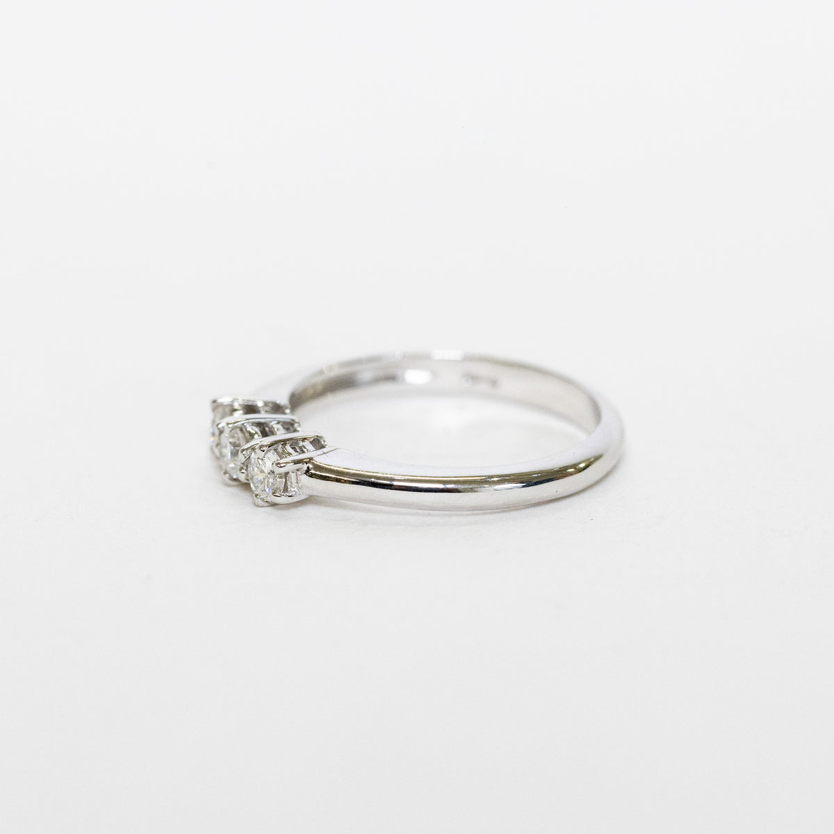 18K White Gold Trilogy Ring With Diamonds