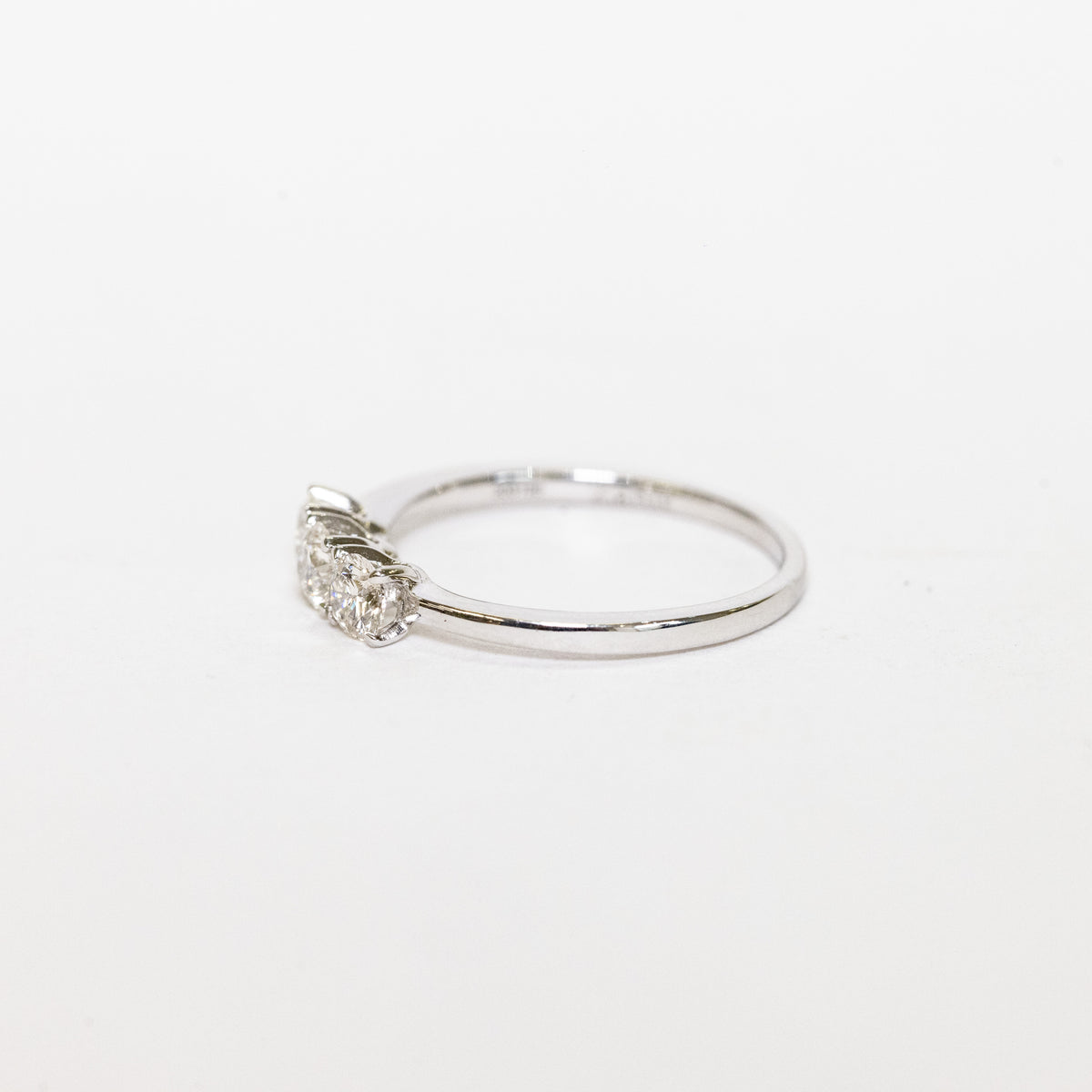 18K White Gold Trilogy Ring With Diamonds