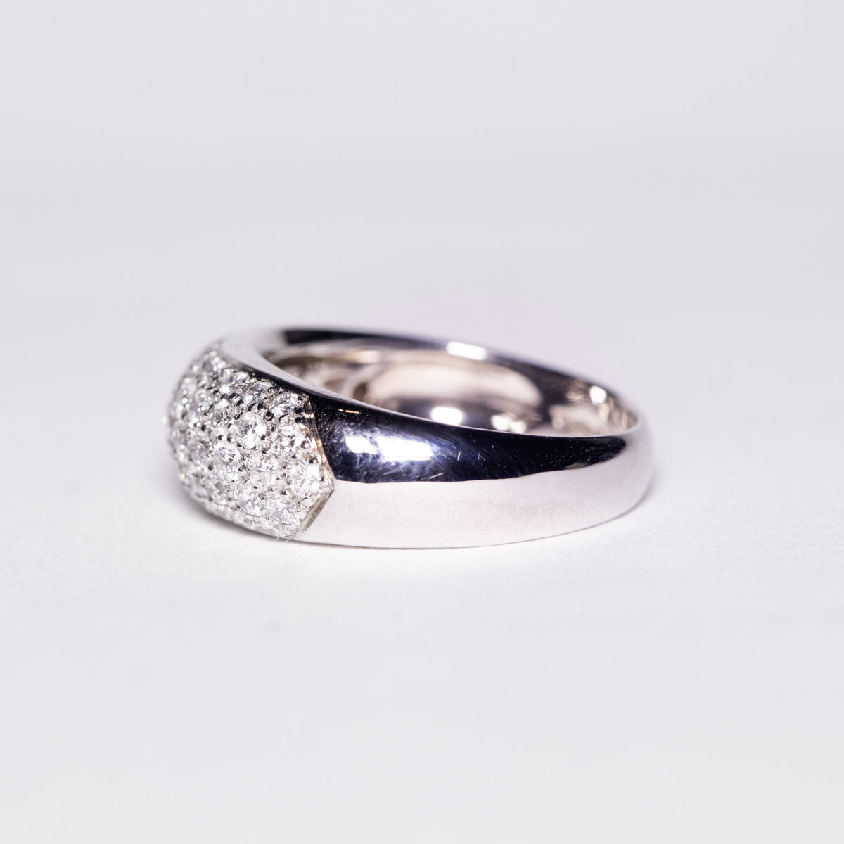 Anello Fascia di diamanti in oro bianco 18KT