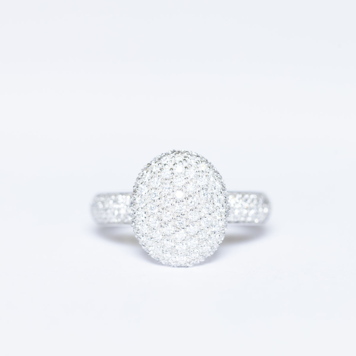 18KT White Gold Ring with Diamond Pavé throughout the structure
