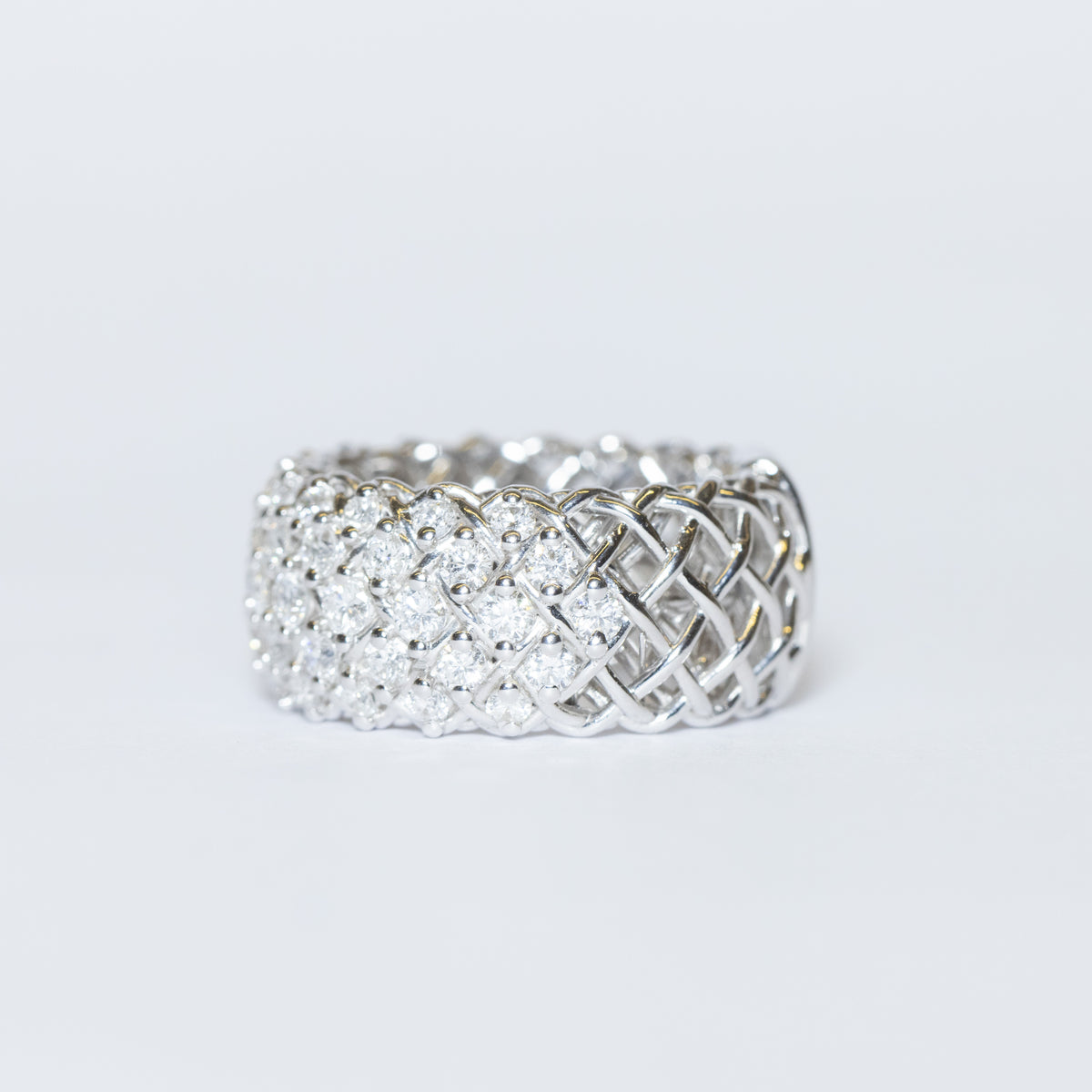 Anello Fascia in Oro Bianco 18 kt con Diamanti Taglio Brillante