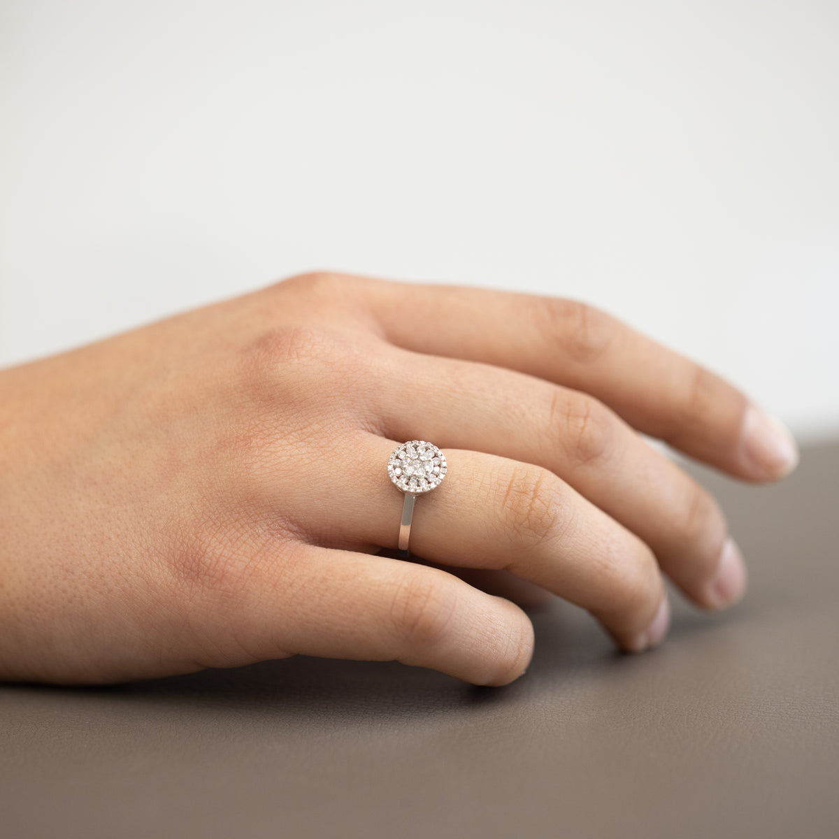 Anello in oro Bianco 18KT fantasia Pavè in Diamanti