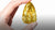 Diamante giallo da record: all’asta da Sotheby’s il Golden Canary da oltre 300 carati.