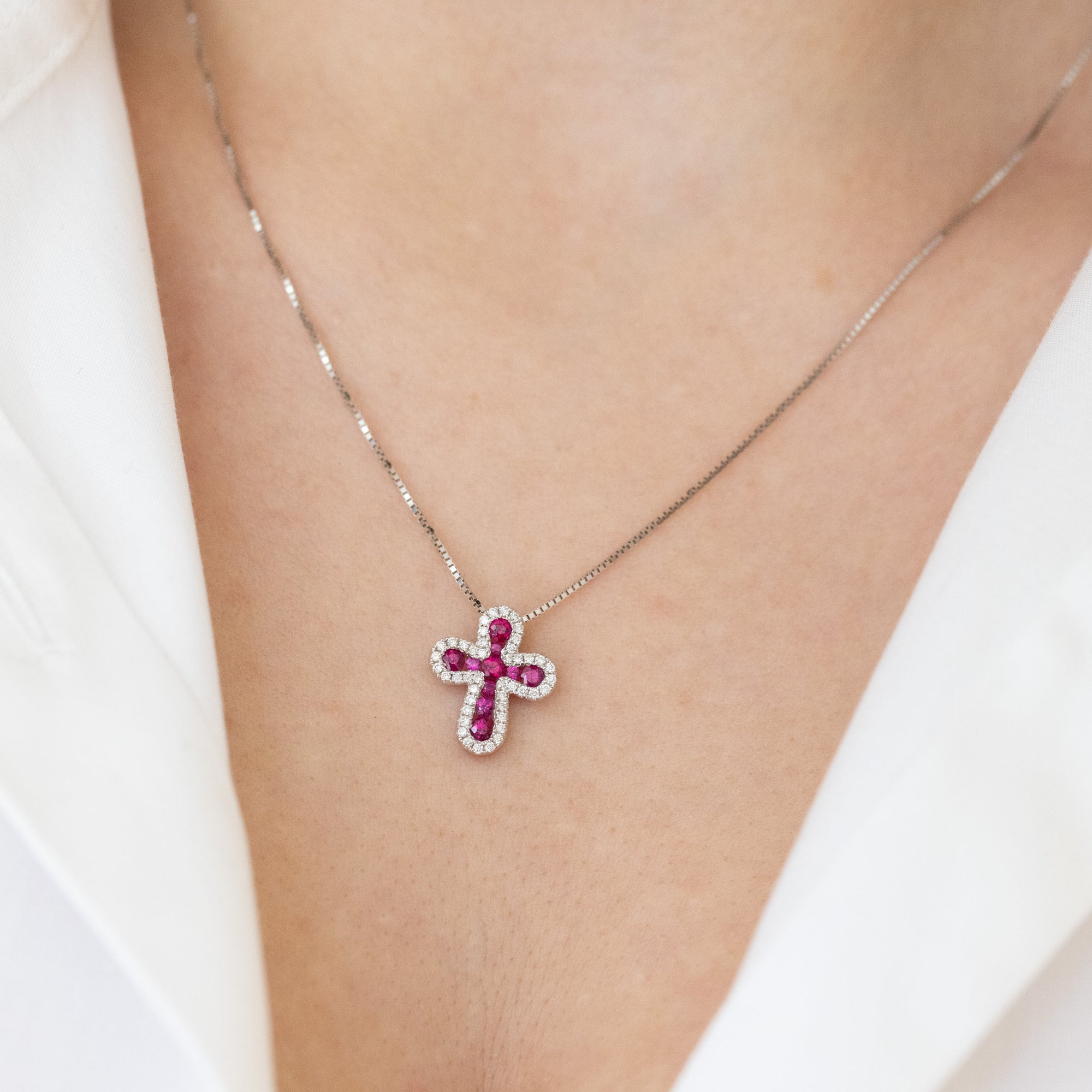 18kt White Gold Cross Necklace with Rubies and Diamonds Zahir