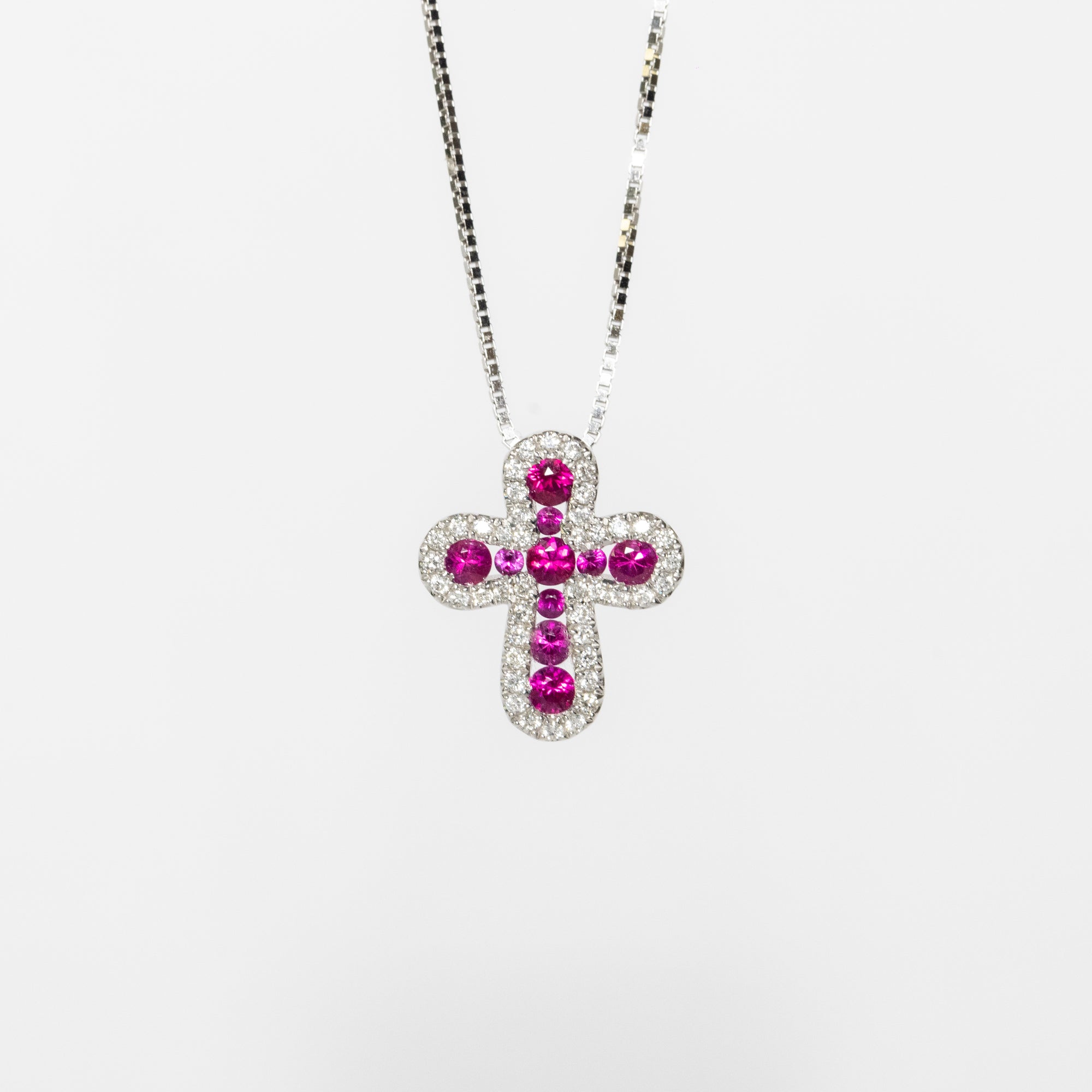 Collana croce in oro bianco 18 kt con Rubini e diamanti Zahir
