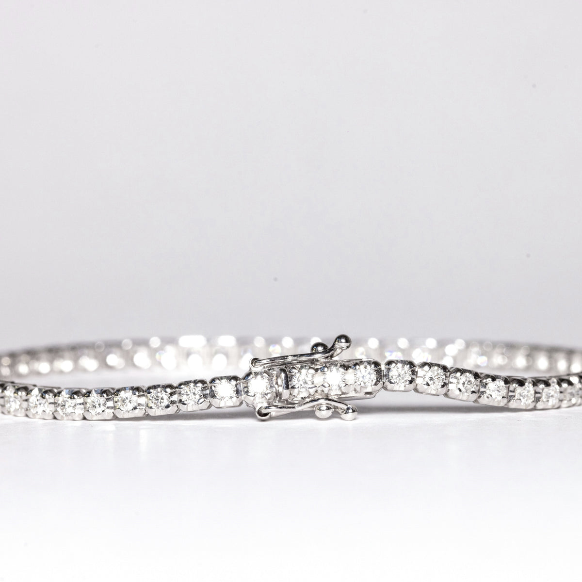 18K White Gold and Diamond Tennis Bracelet