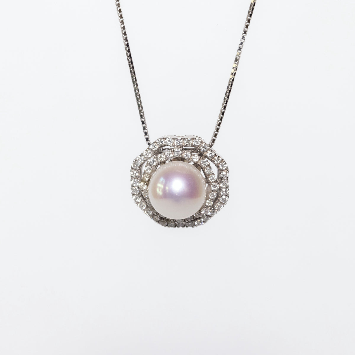 18K White Gold Necklace With Pearl And Double Row Of Diamonds