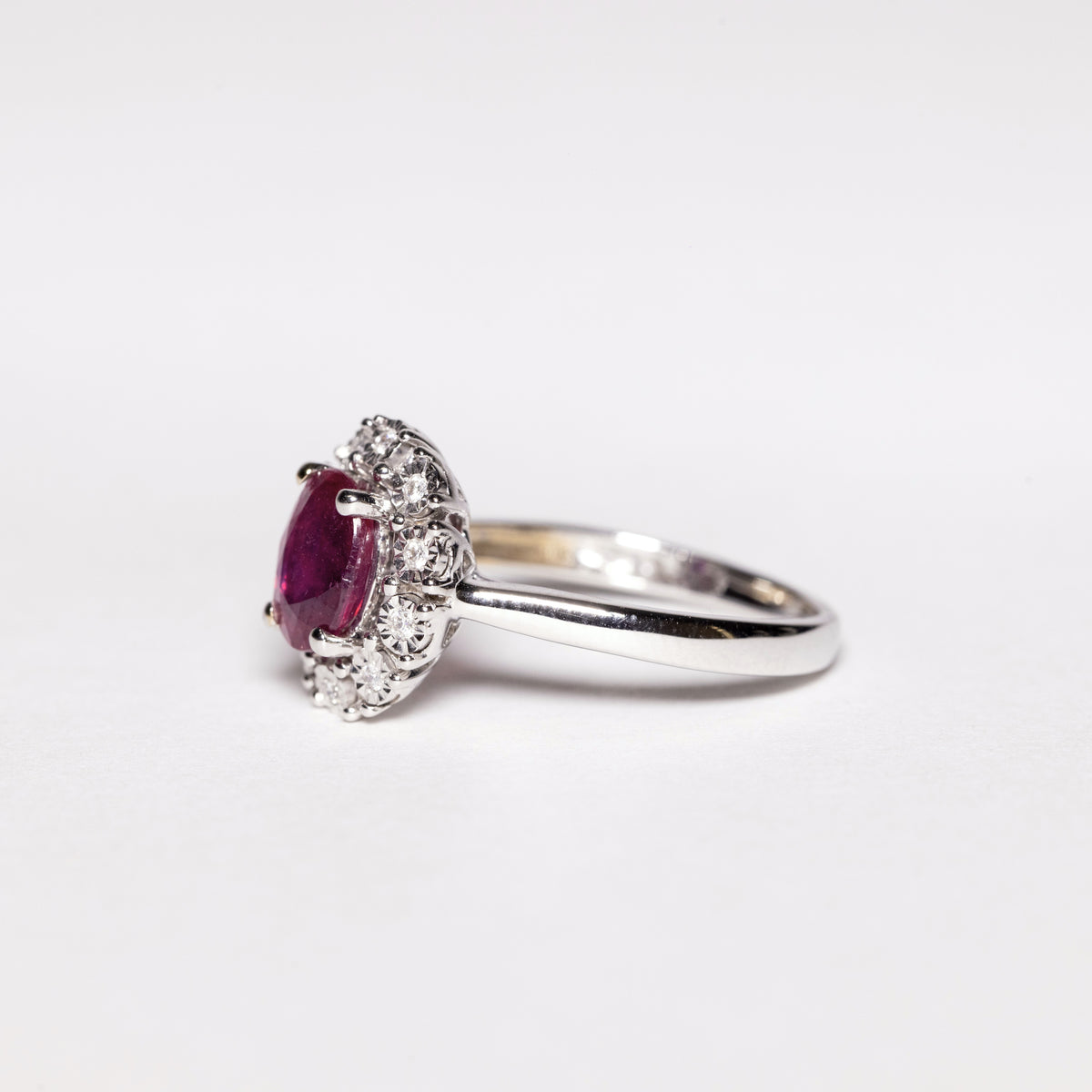 18KT White Gold Ring With Central Ruby and Diamond Ring