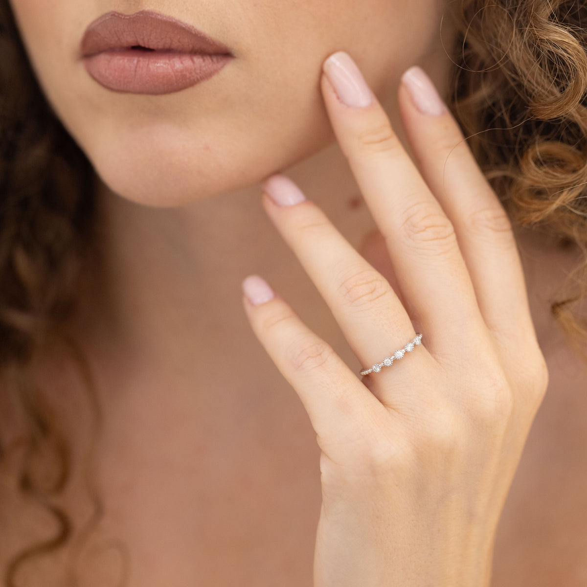 Anello Veretta In Oro Bianco 18 kt Con Diamanti