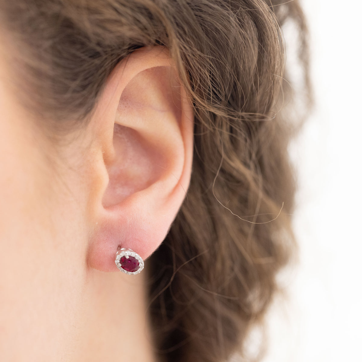 18K White Gold Earrings With Rubies And Diamonds