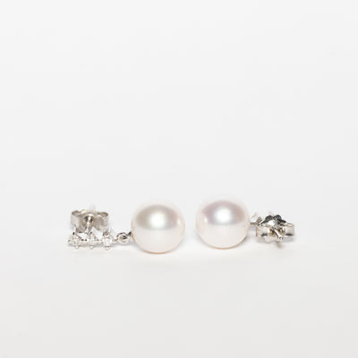 Orecchini In Oro Bianco 18 Kt Con Tris Di Diamanti E Perle