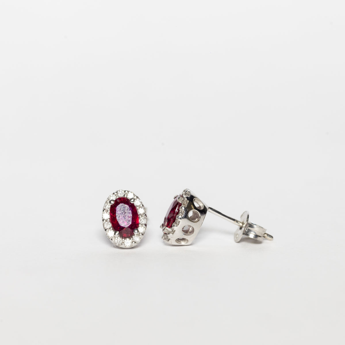 18K White Gold Earrings With Rubies And Diamonds