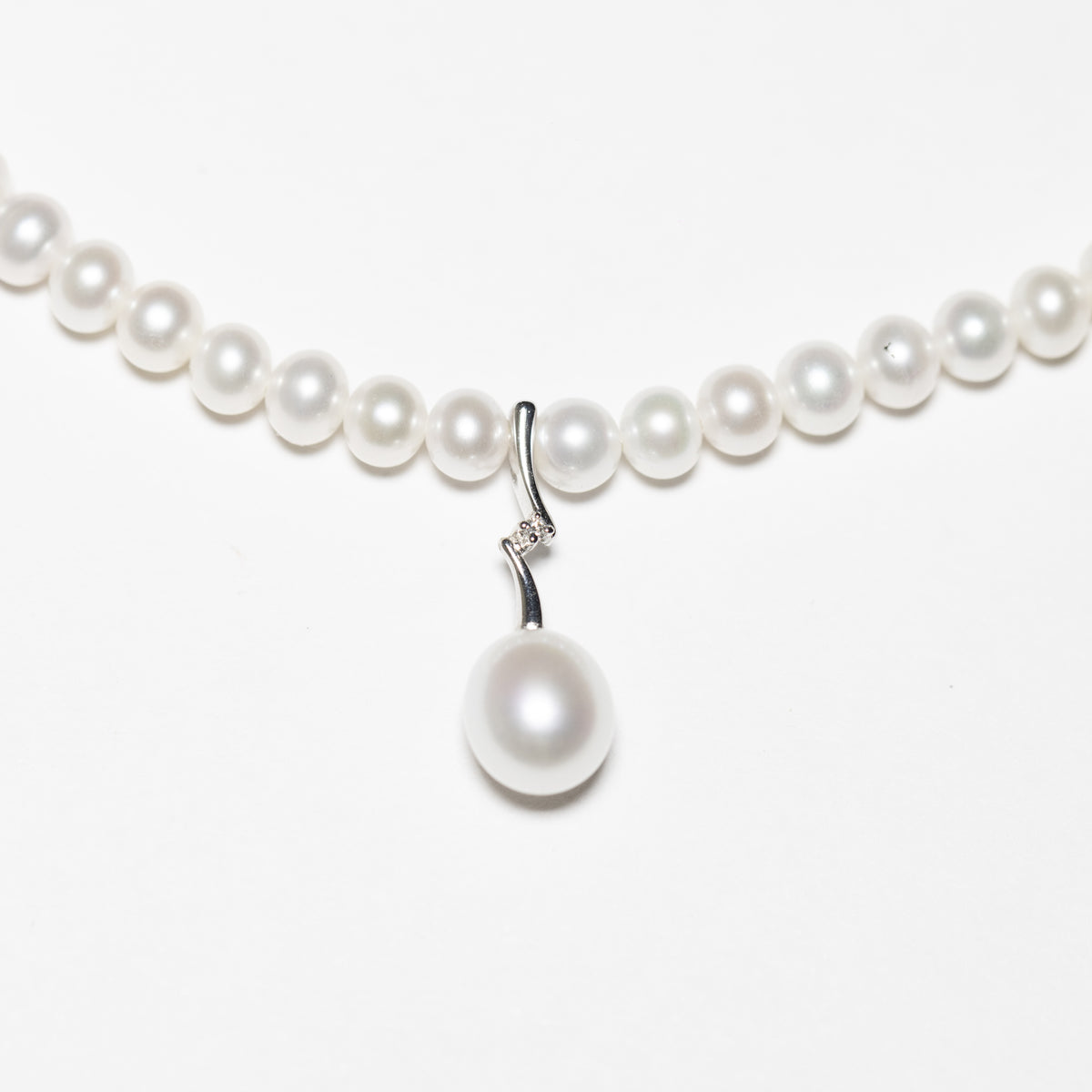 Collana Di Perle Fresh Water Con Pendente