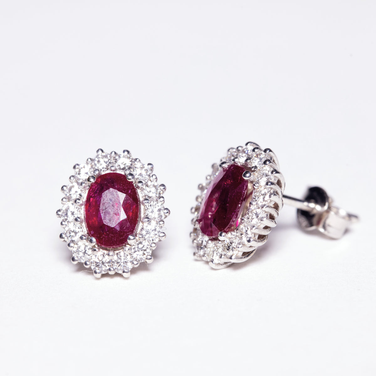 18KT White Gold Earrings with Diamonds and Rubies