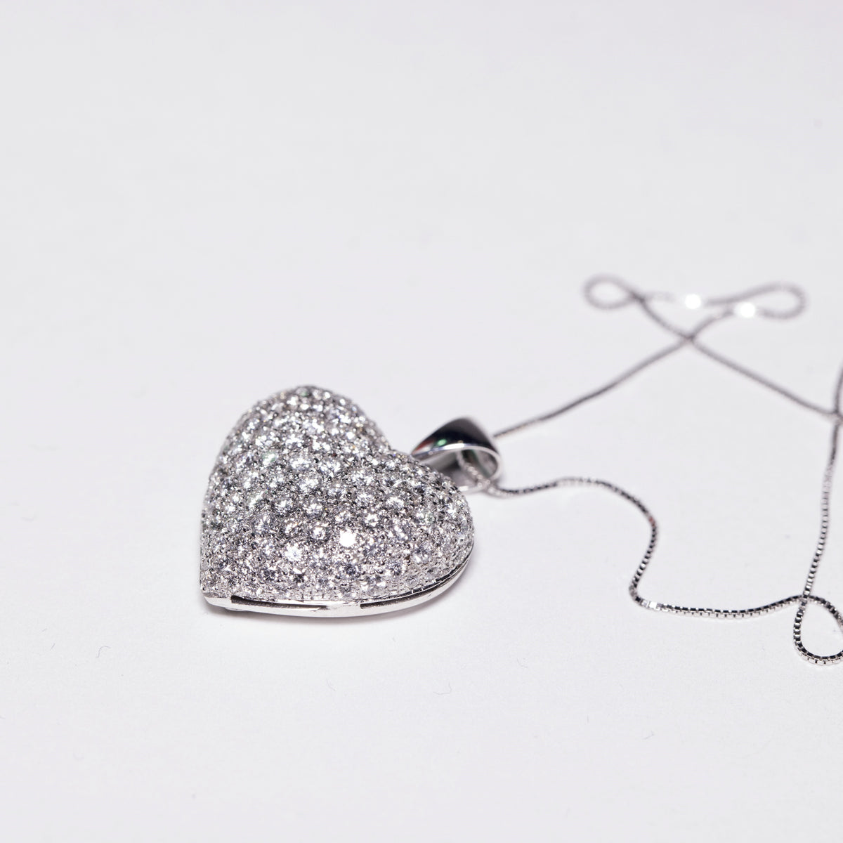 18KT White Gold and 2.30KT Diamond Heart Fantasy Jewel