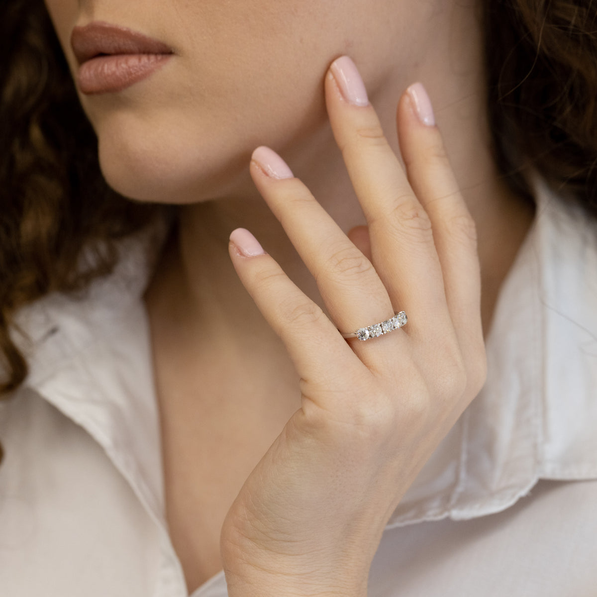 18K White Gold 5 Stone Eternity Ring with Diamonds