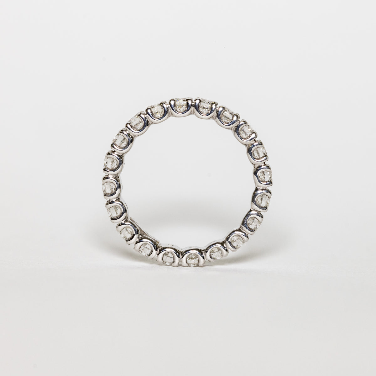 18K White Gold And Diamond Band Ring