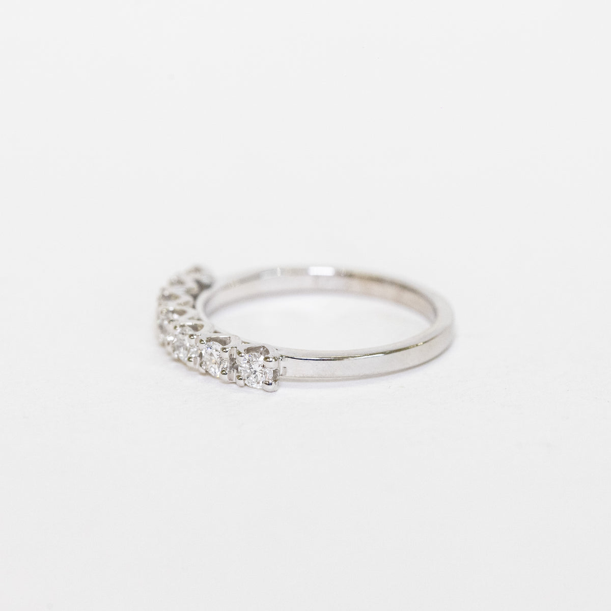 7 Stone Eternity Ring In 18Kt White Gold And Diamonds