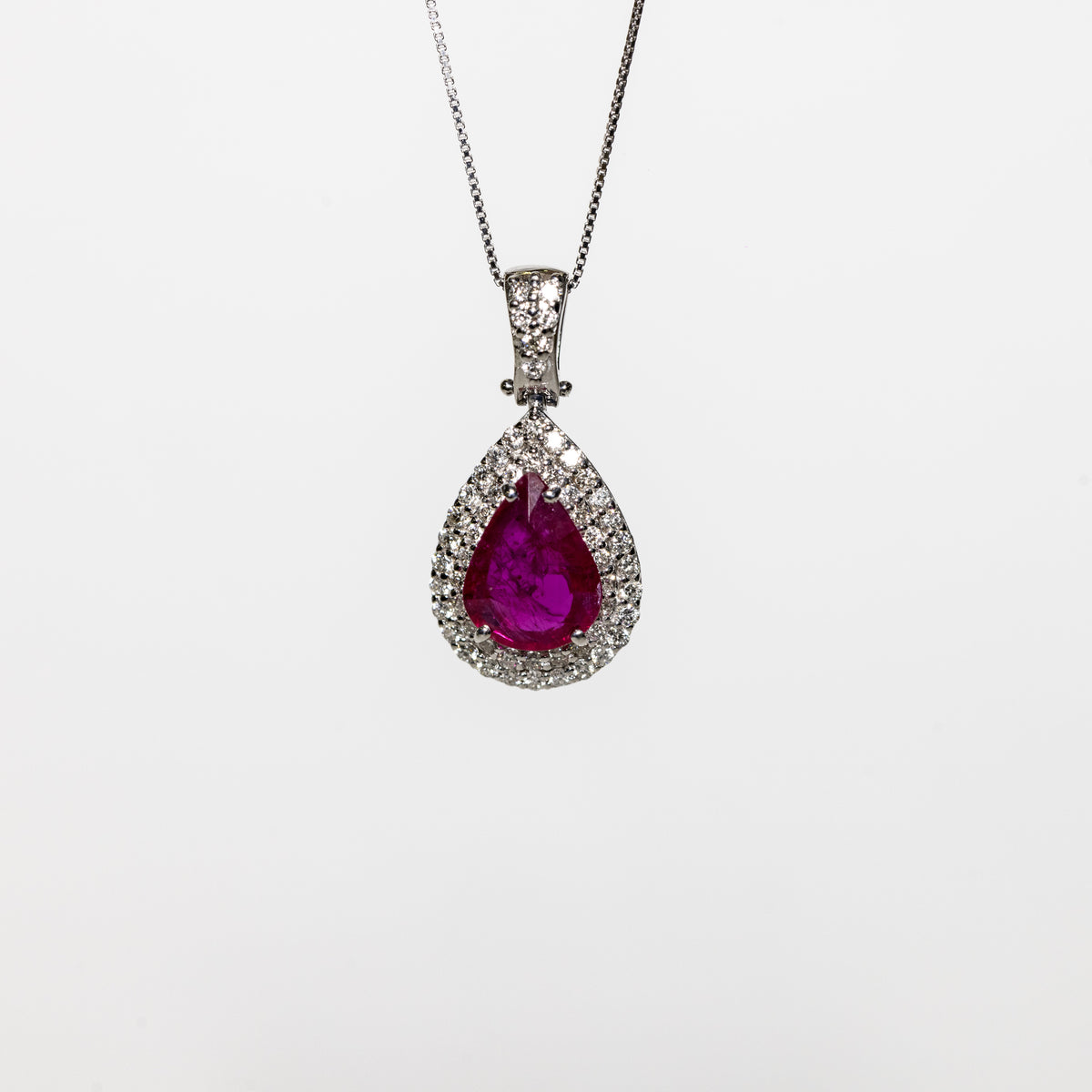 18kt White Gold Necklace With Drop-Shaped Ruby With Double Diamond Surround