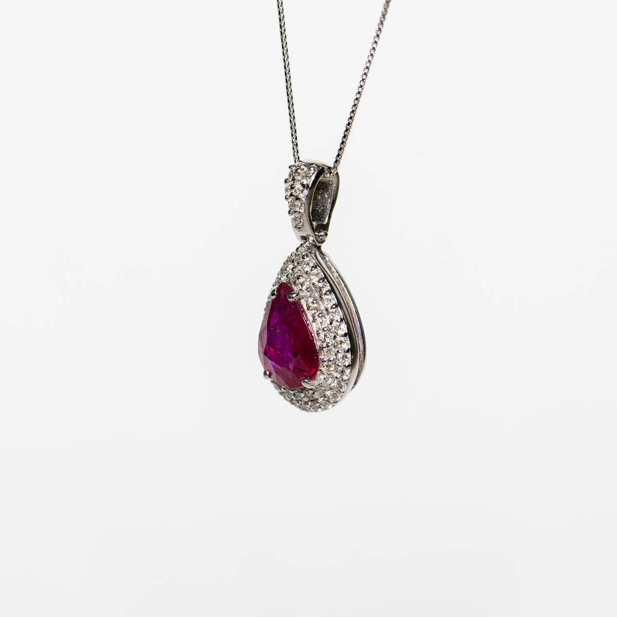18kt White Gold Necklace With Drop-Shaped Ruby With Double Diamond Surround