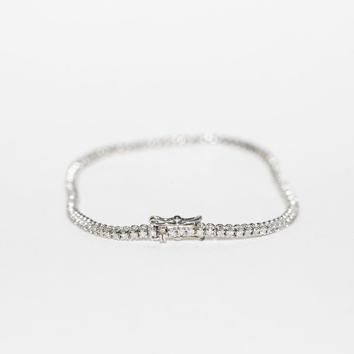 18K White Gold and Diamond Tennis Bracelet