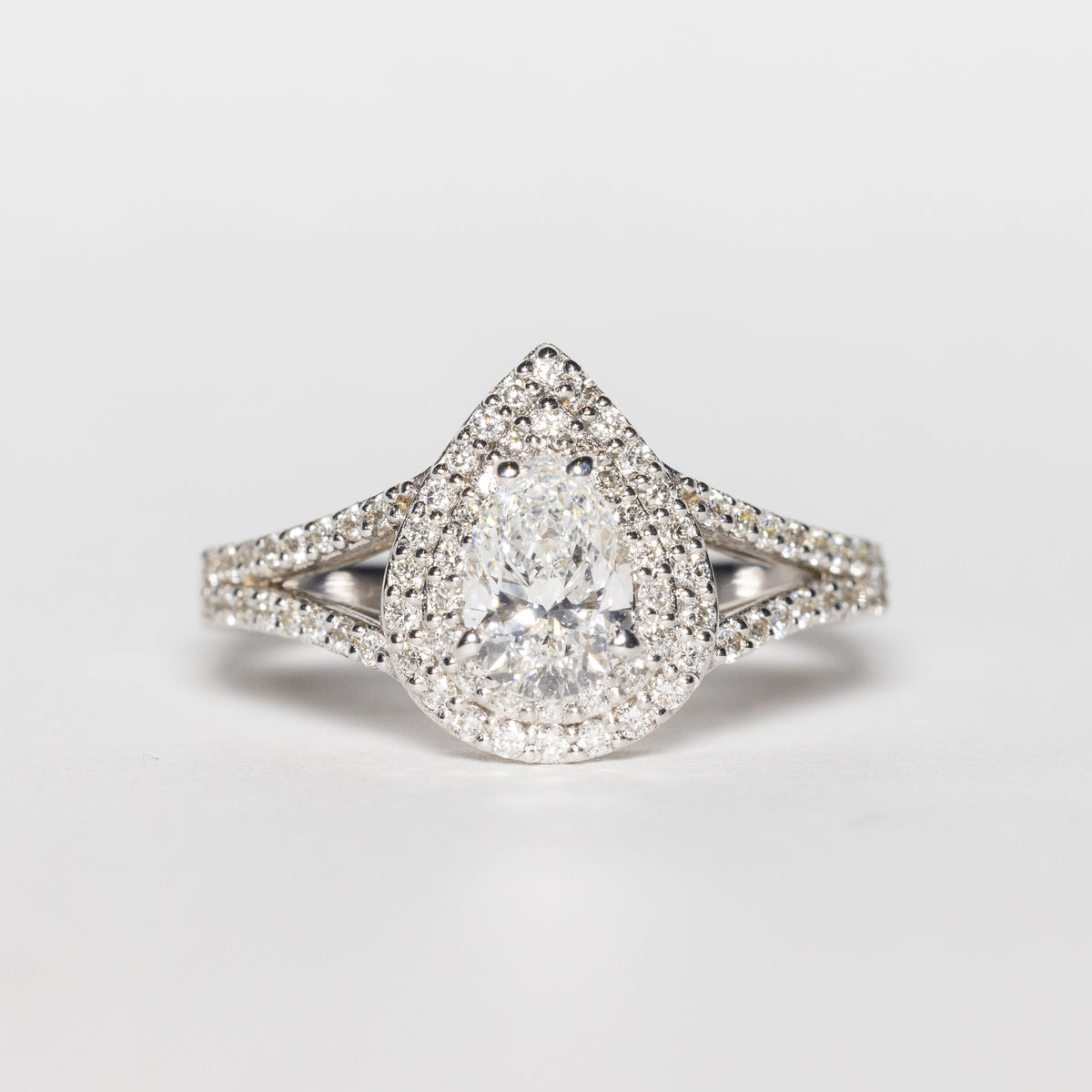 18KT White Gold Sea Drop Ring with Round Brilliant Diamonds