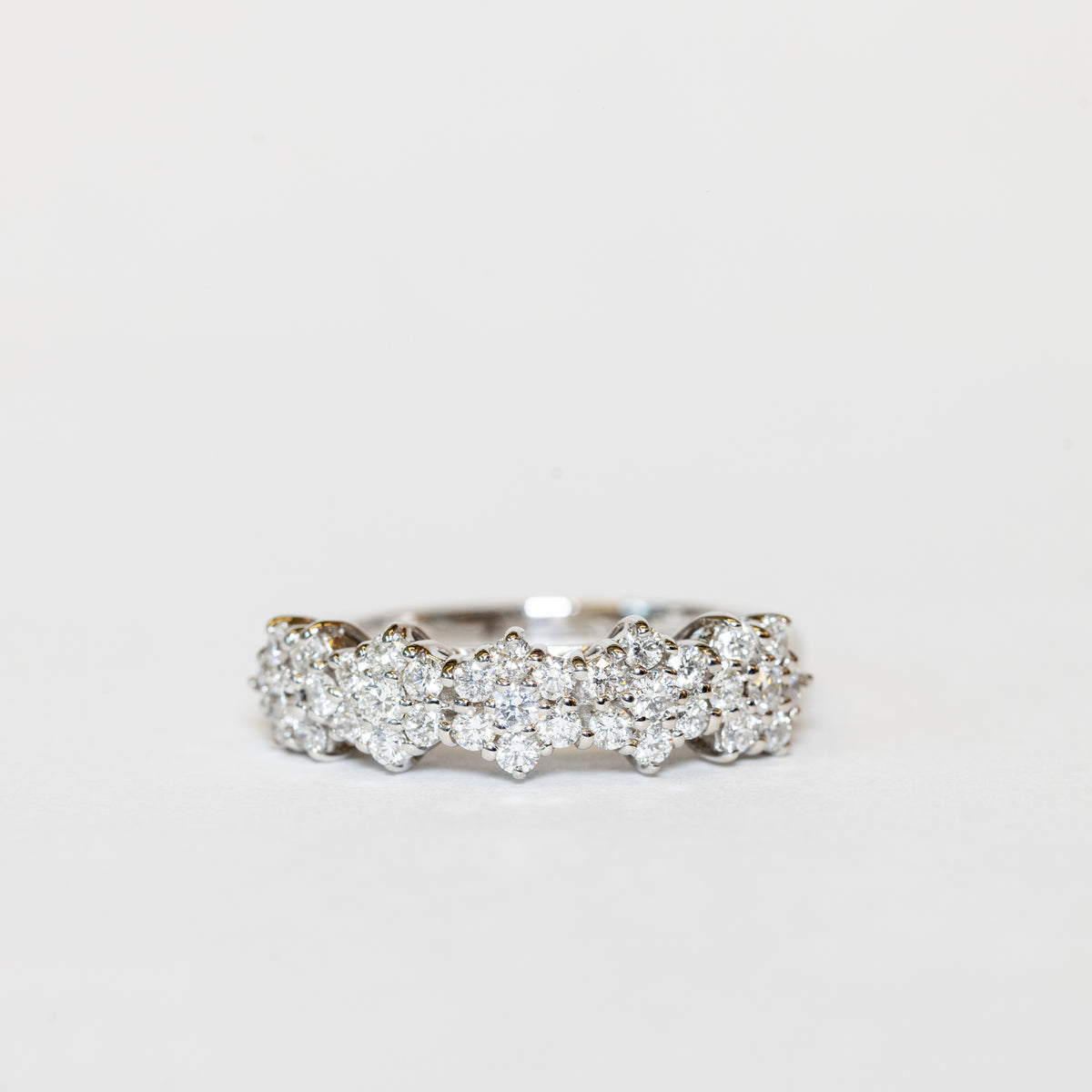 18K White Gold Veretta Ring with Diamond Pave in the Shape of Flowers