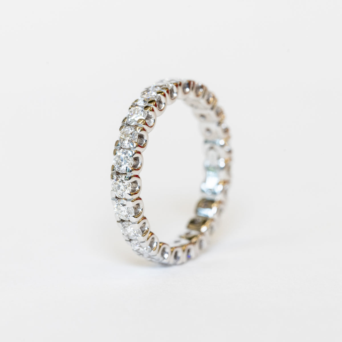 18K White Gold Eternity Ring With Diamonds