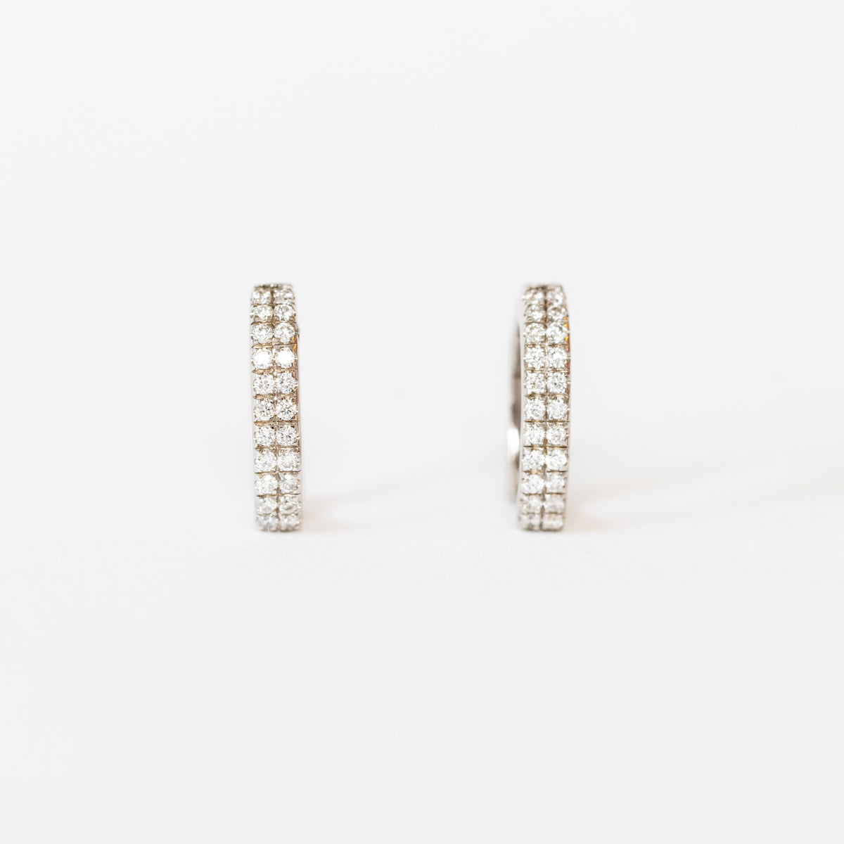 Orecchini a Boccola in Oro Bianco 18kt con Diamanti