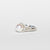 Anello in oro bianco 18 kt con perla akoya e contorno di diamanti