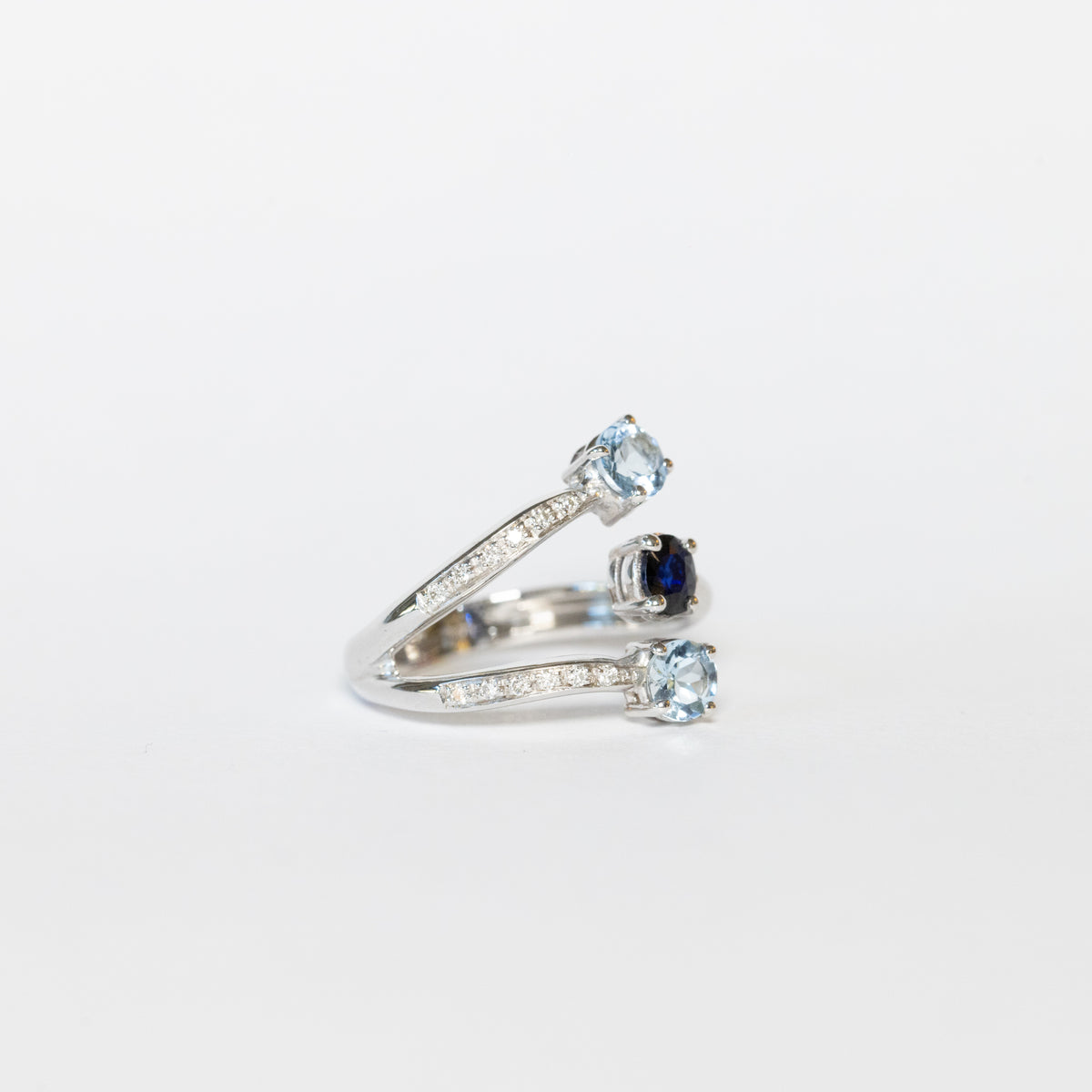 Venus Ring in 18KT White Gold Diamonds, Aquamarine and Central Sapphire
