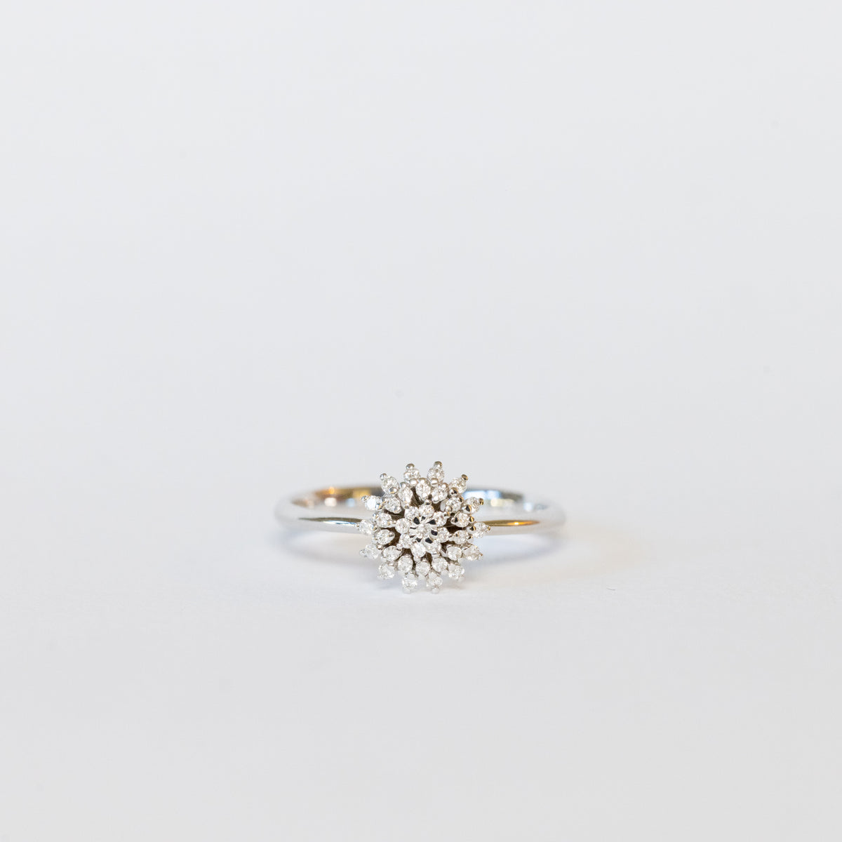 18kt White Gold Starfish Ring with Diamonds