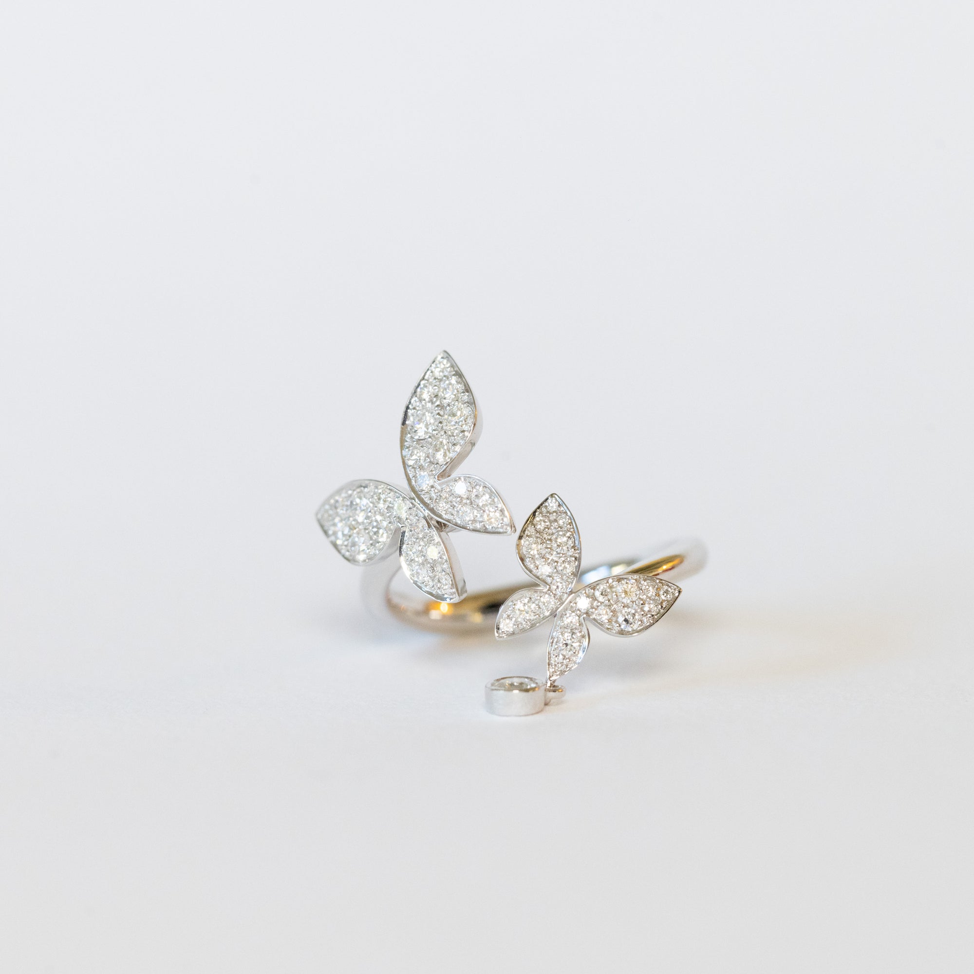 Anello Butterfly in Oro Bianco 18kt con Diamanti