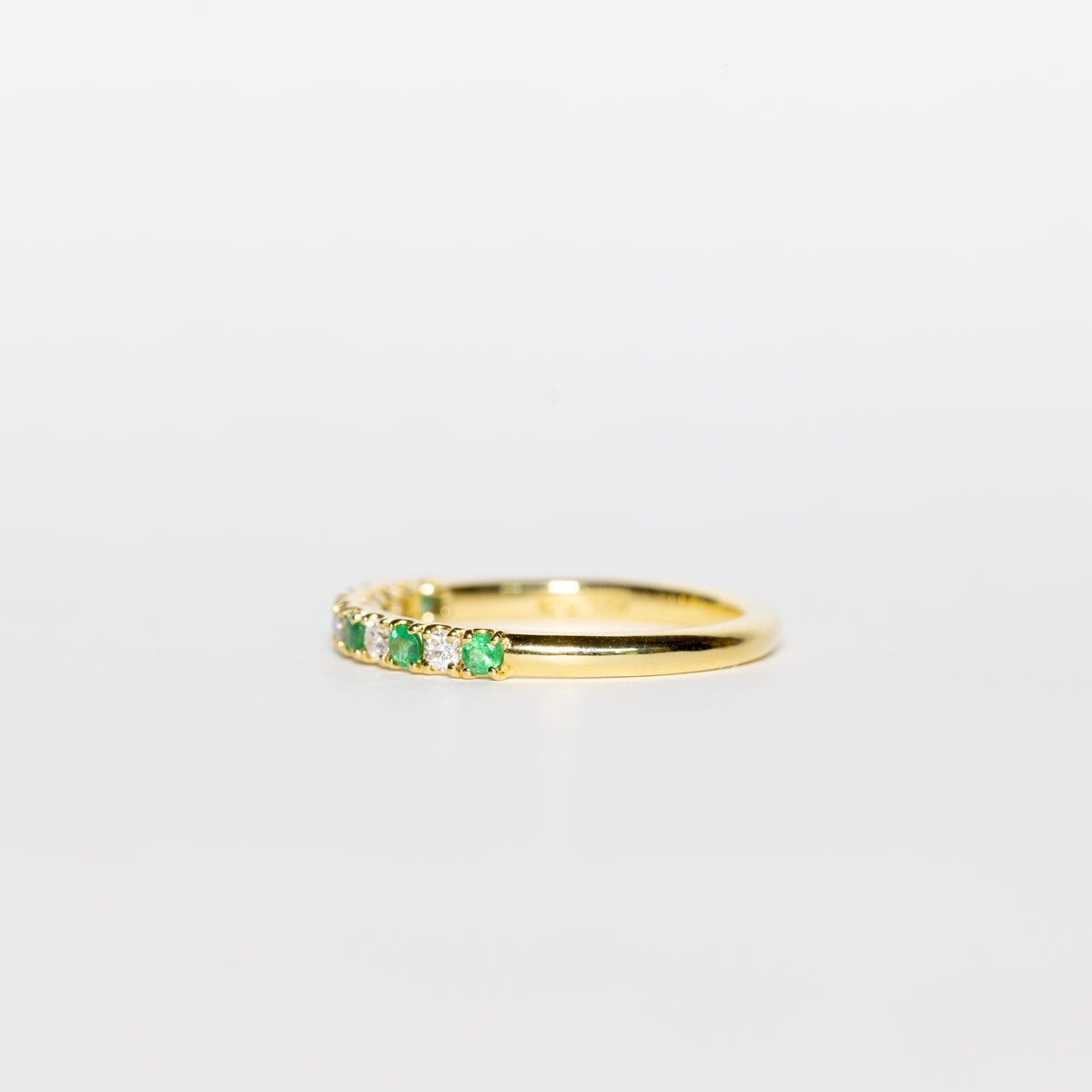 Anello Veretta In Oro Giallo 18 Kt Con Smeraldi E Diamanti