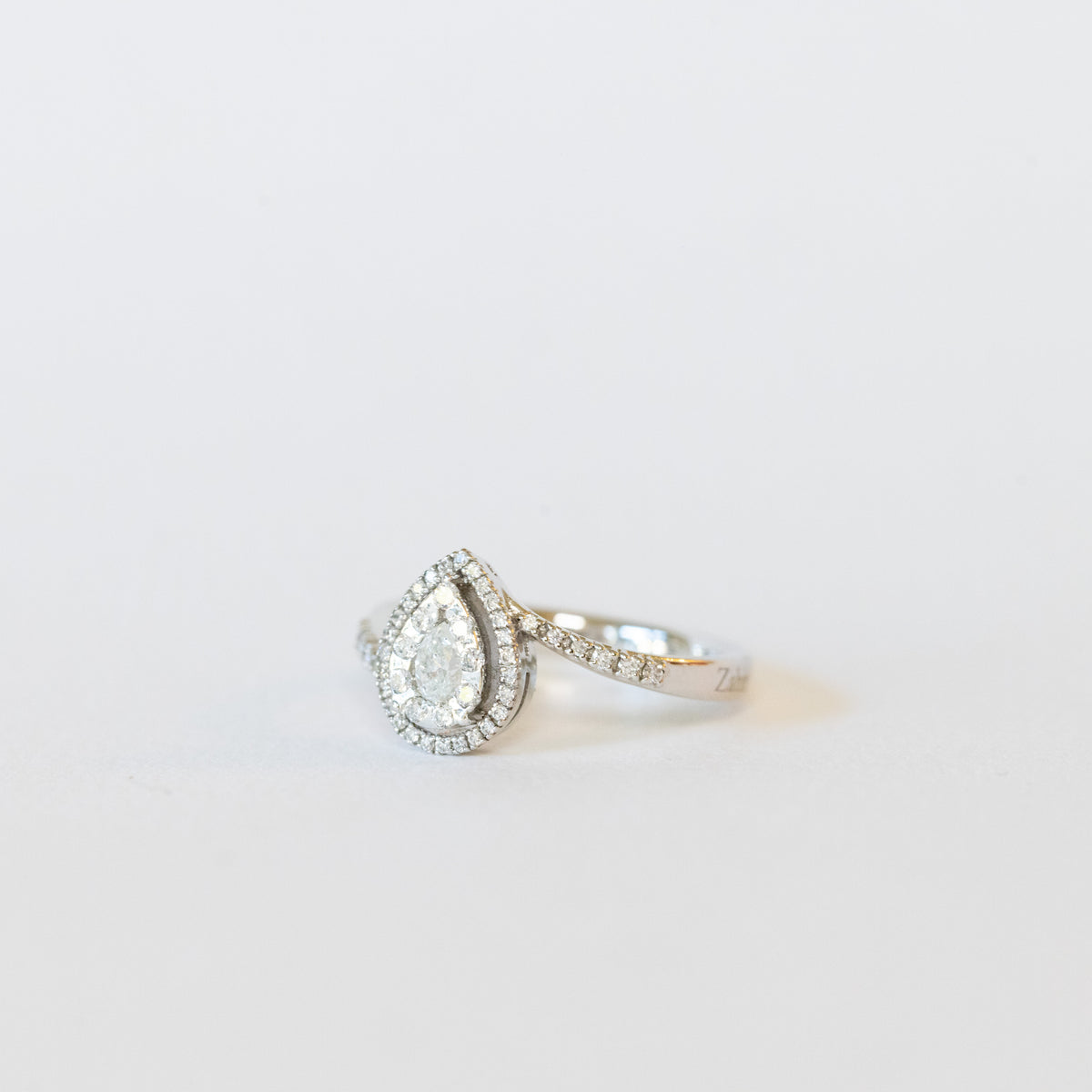 18kt White Gold Sea Drop Ring with Diamonds