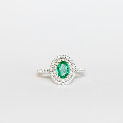 Anello in oro bianco 18 kt con smeraldo e doppio di diamanti