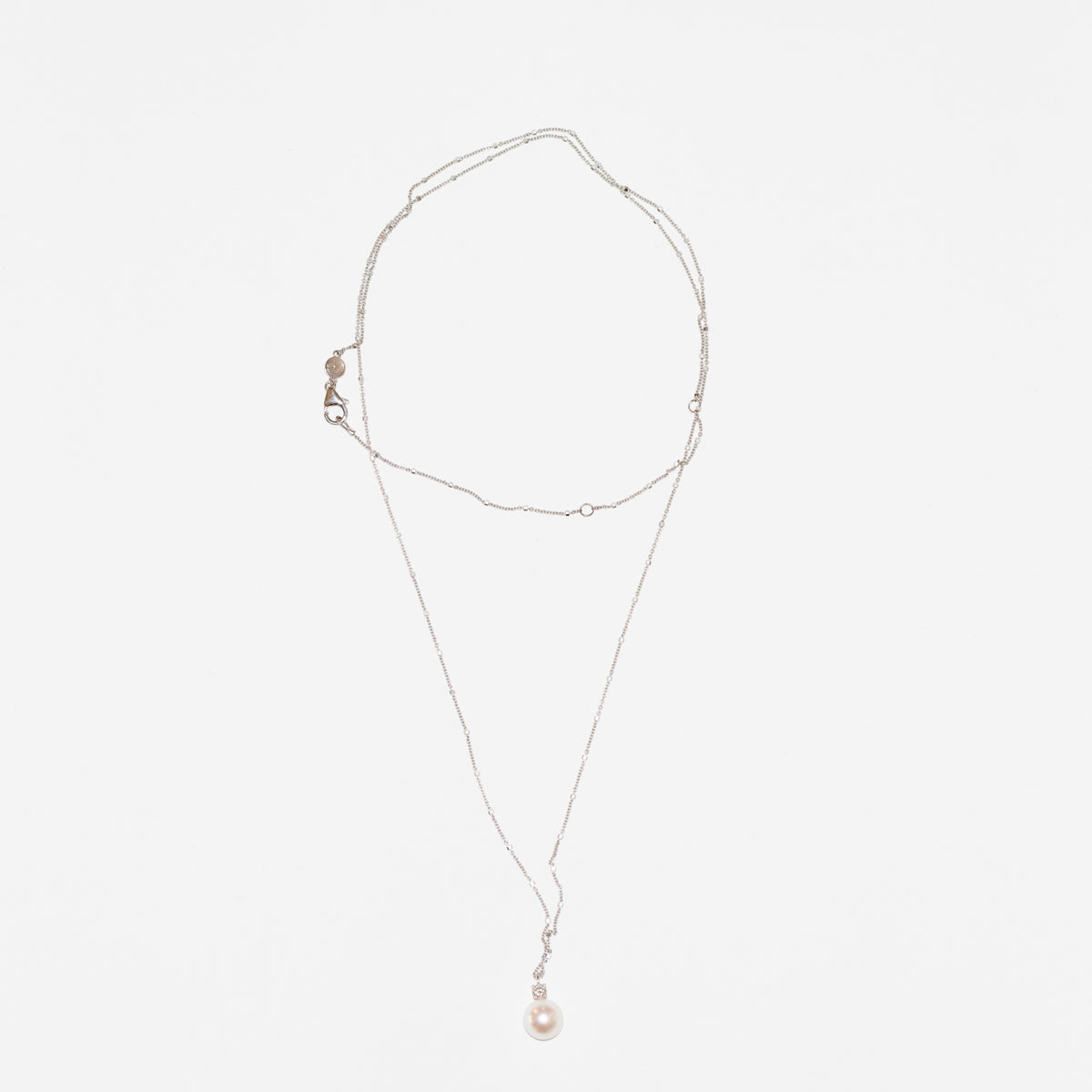 18kt White Gold Double Wrap Necklace with Central Akoya Pearl and Diamonds