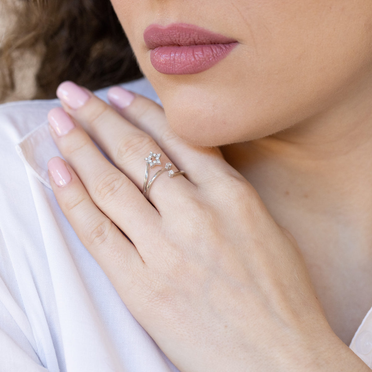 Anello Fantasia Stella in oro bianco 18 kt e diamanti