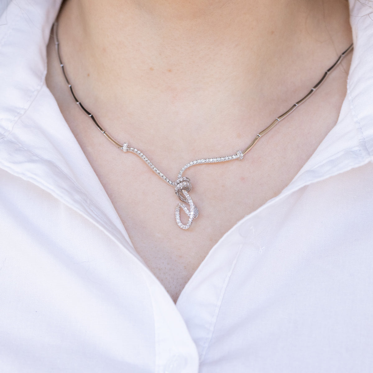 18kt White Gold and Diamond Knot Fantasia Necklace