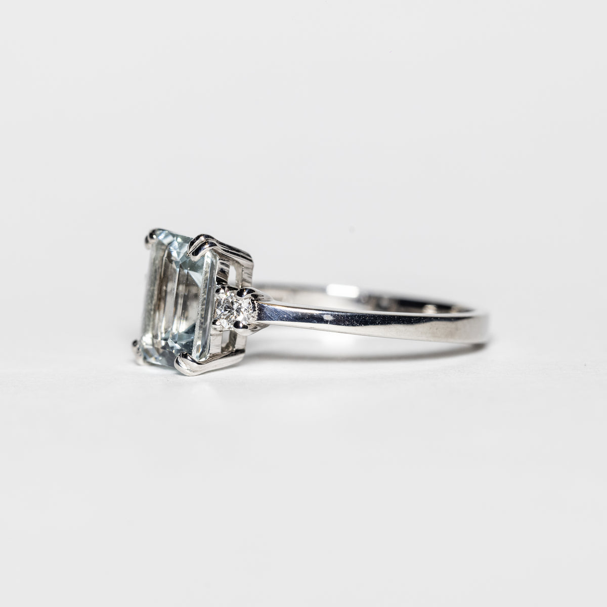 18KT White Gold Ring with Baguette Cut Aquamarine and Diamonds