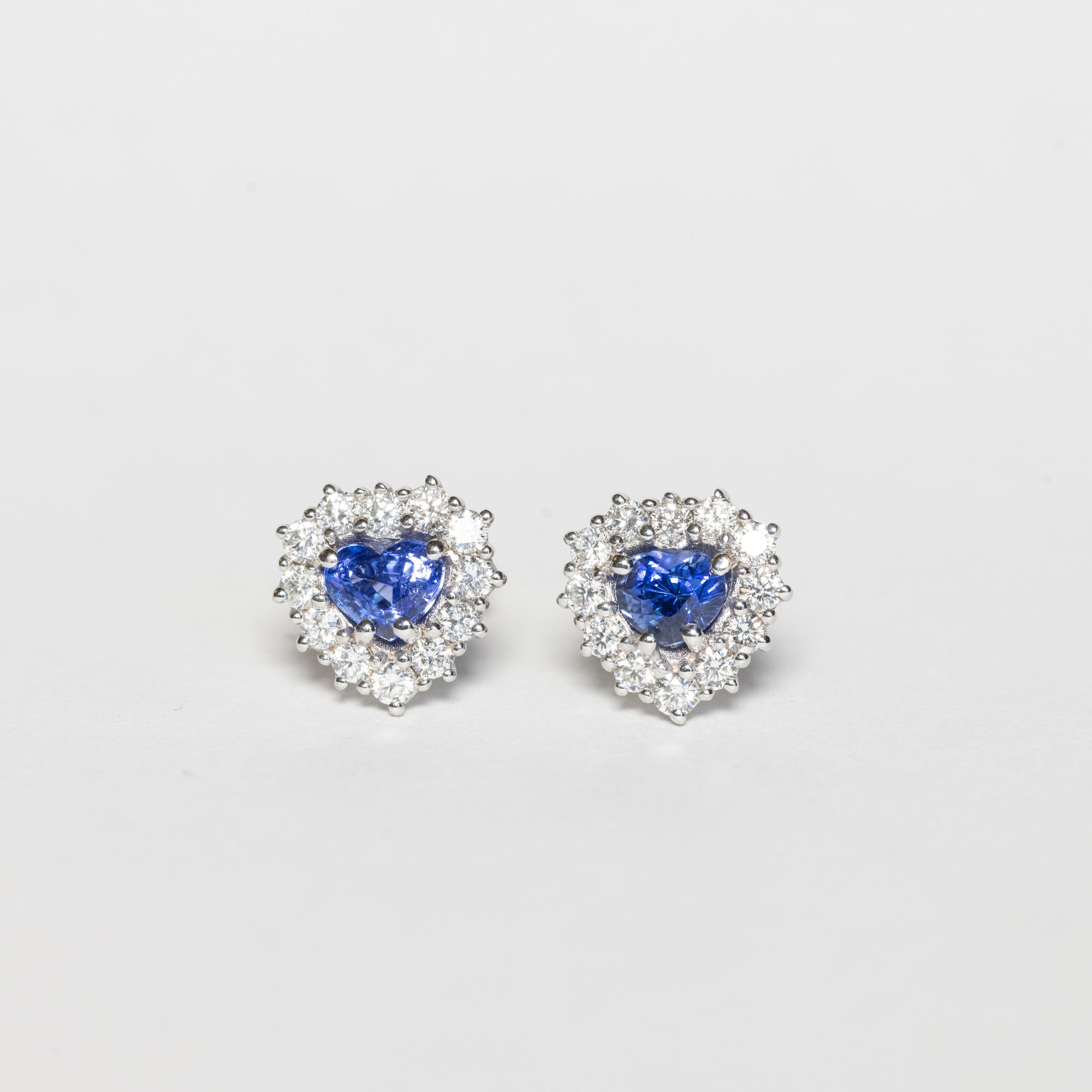 Orecchini a cerchio Costellazione Oro bianco 9K zaffiri blu e diamanti Orecchini a cerchio Costellazione Oro bianco 9K zaffiri blu e diamanti