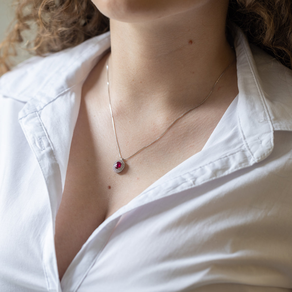 18 KT White Gold Necklace with Central Ruby and Double Row of Diamonds