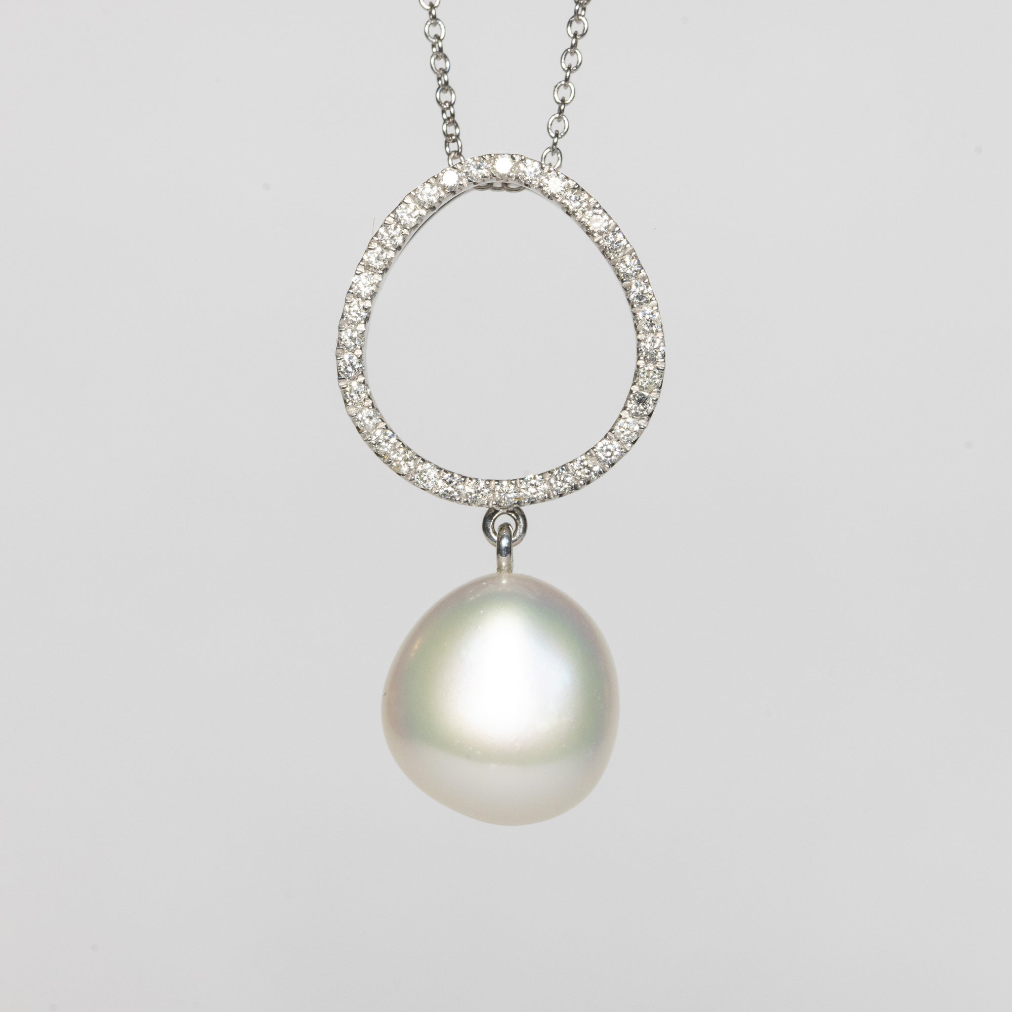 Collana in oro bianco 18 kt con perla