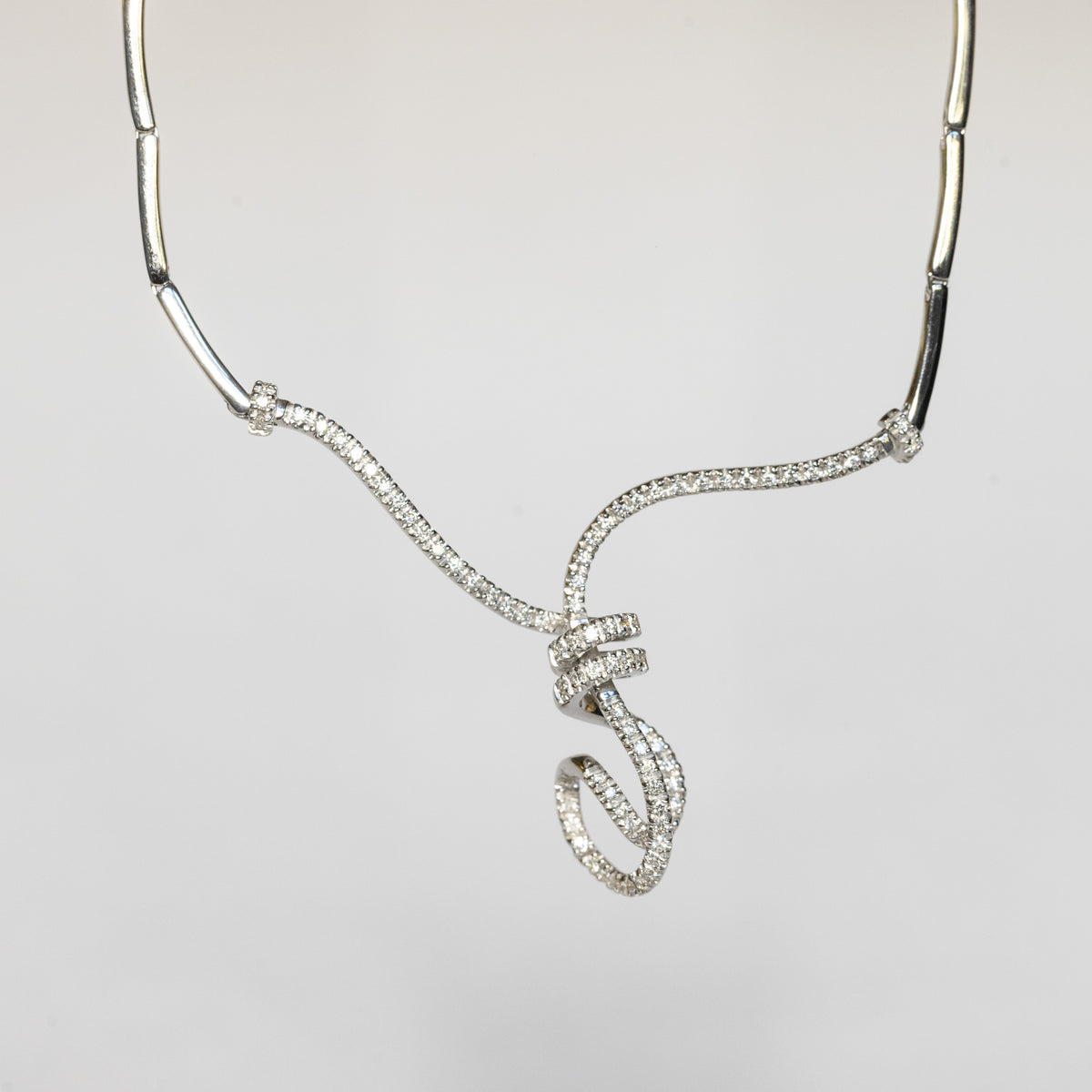 18kt White Gold and Diamond Knot Fantasia Necklace