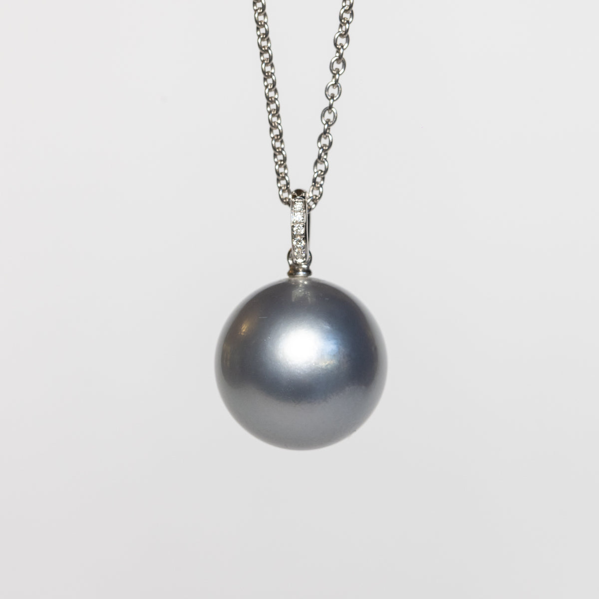 18kt White Gold Necklace with Tahitian Pearl