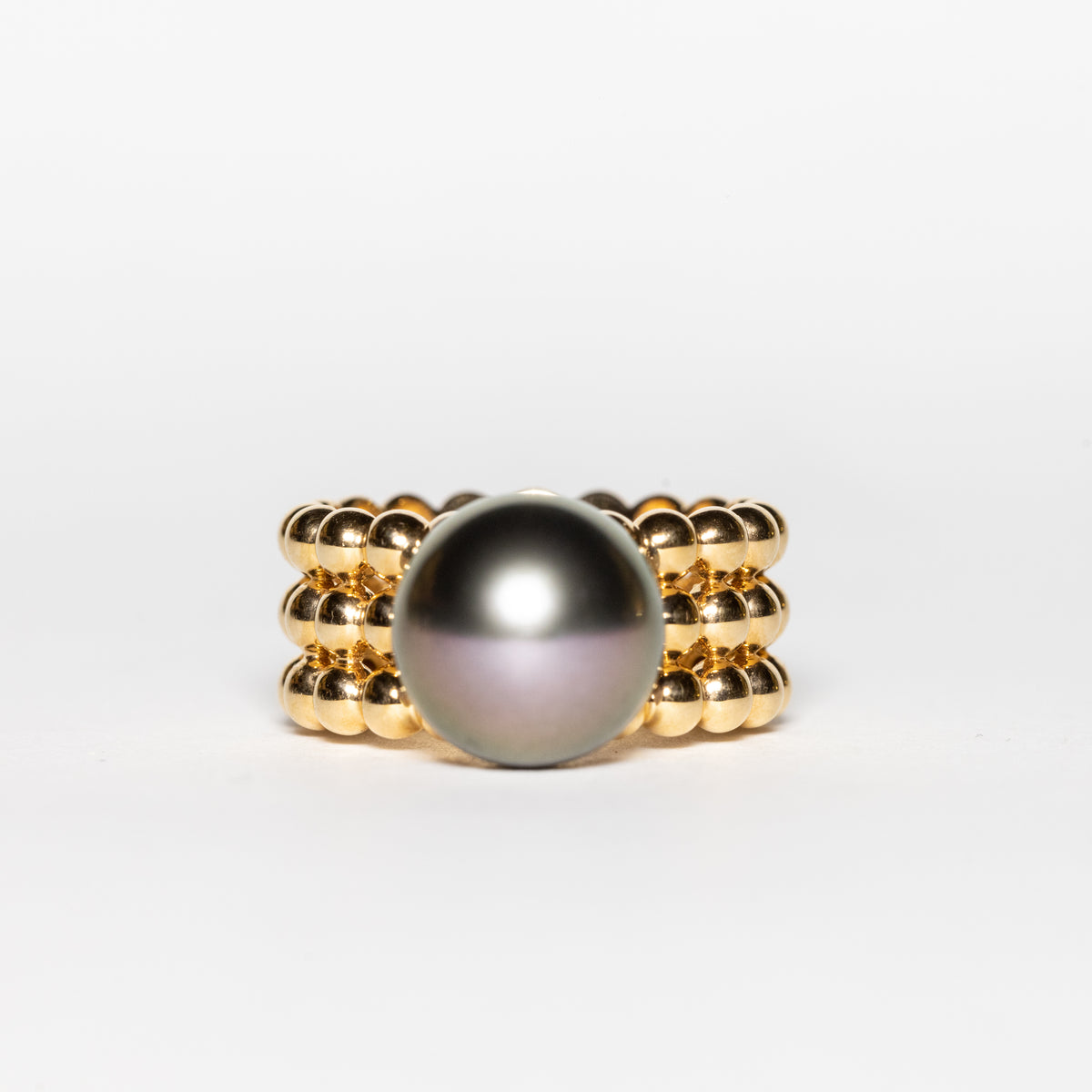 18KT Yellow Gold Band Ring with Tahitian Pearl
