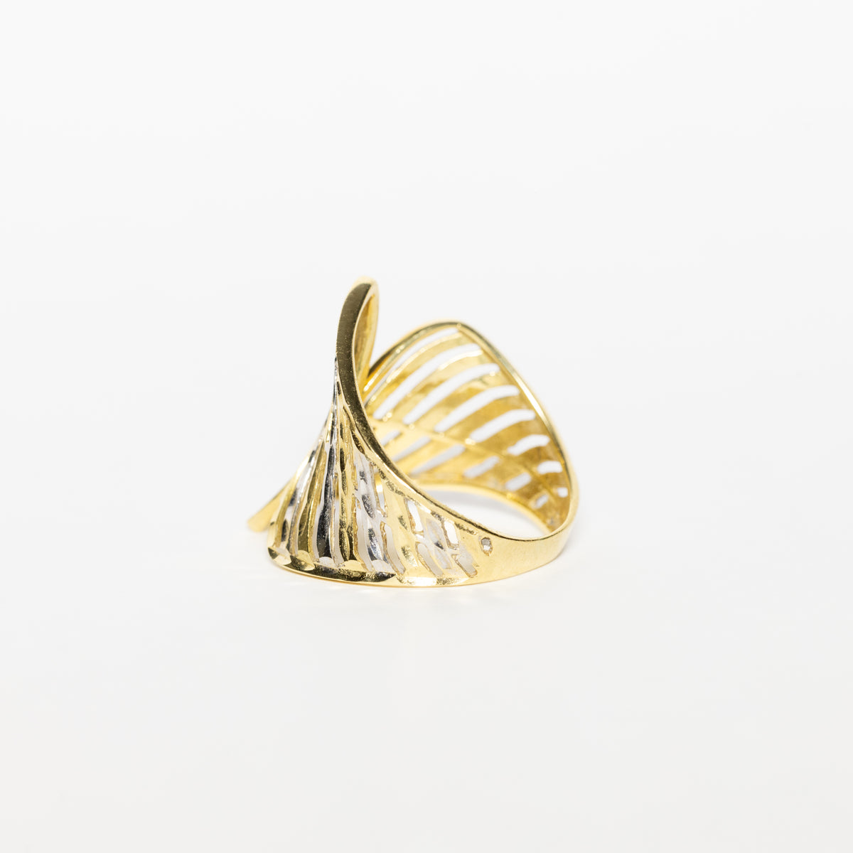 Anello Contrariè In Oro Bianco E Giallo 18 Kt