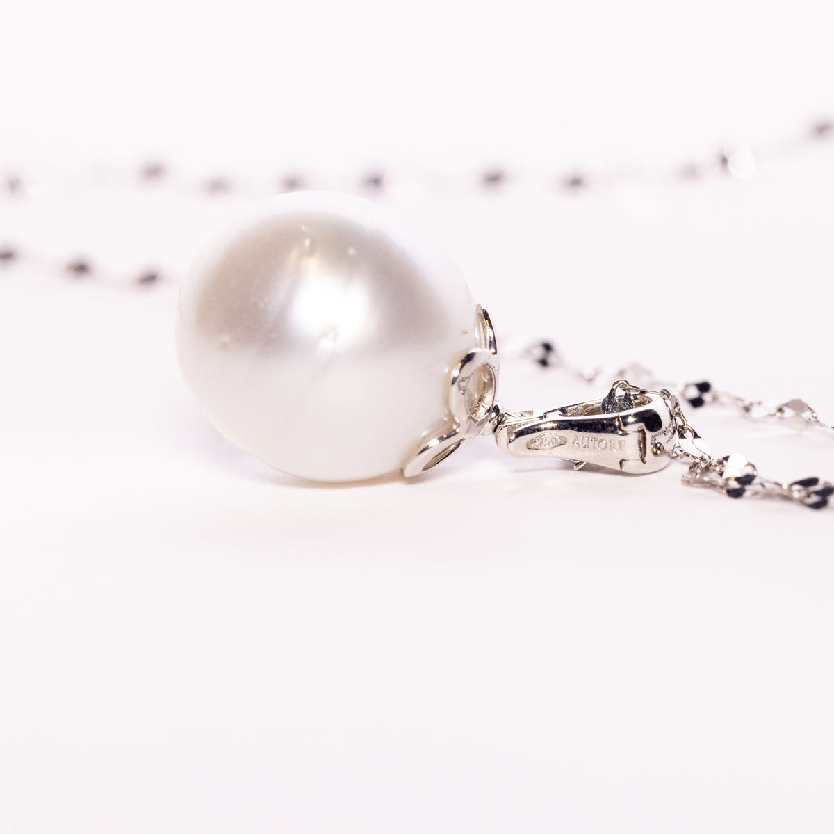 18kt White Gold Australian Pearl Necklace