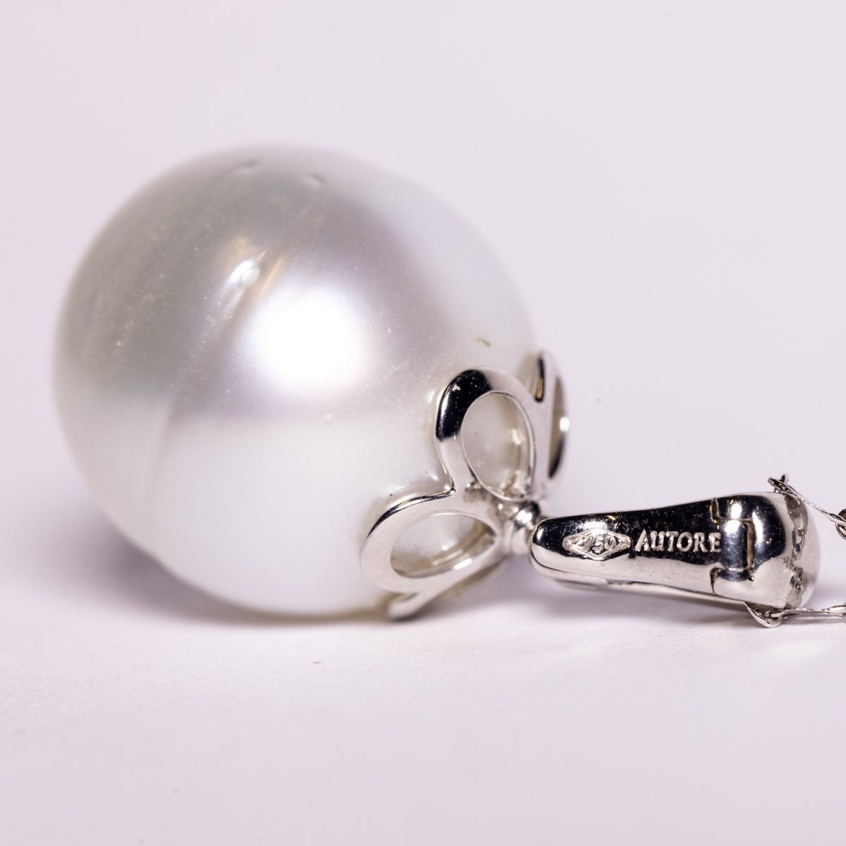 18kt White Gold Australian Pearl Necklace