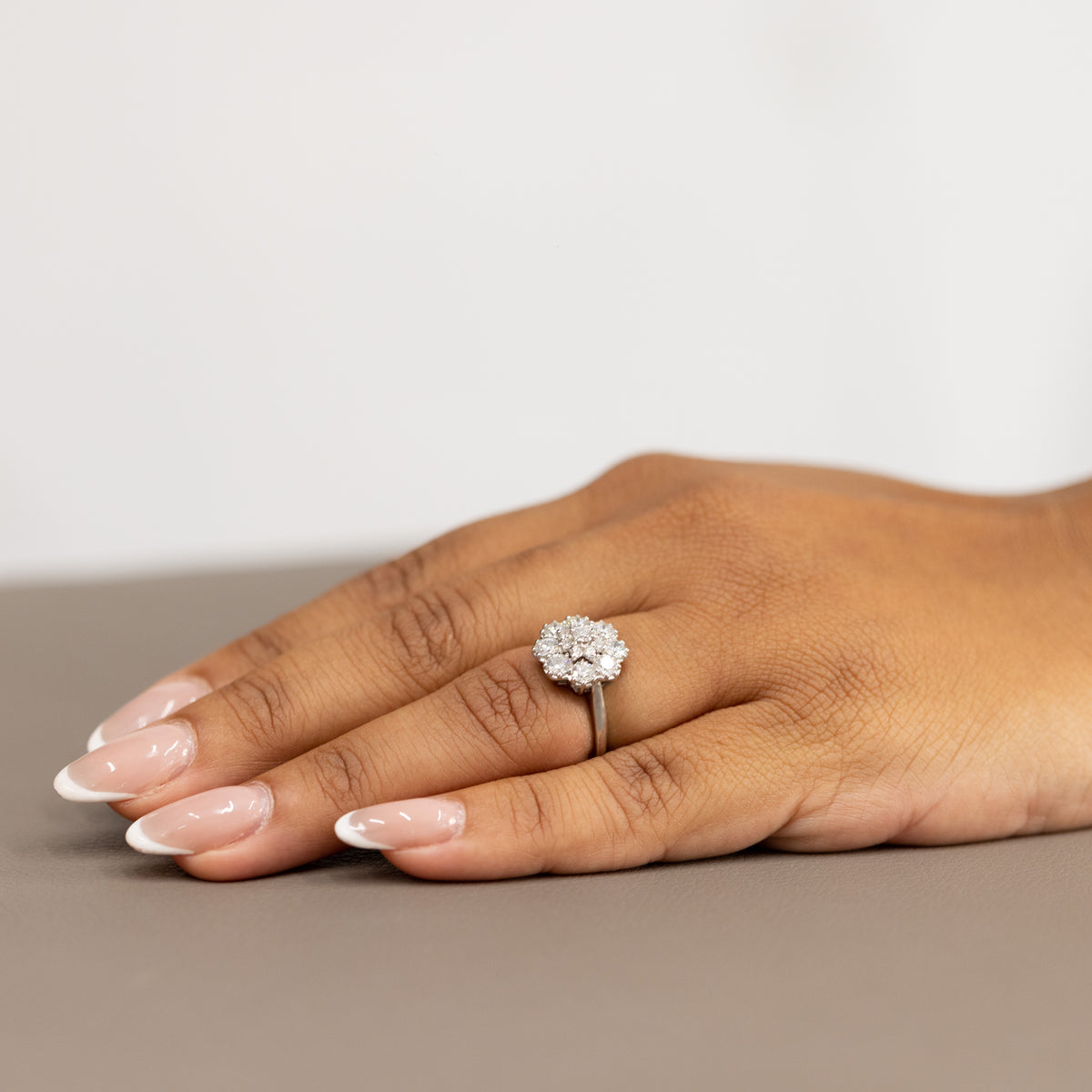 Solitaire Ring Pavè In 18Kt White Gold And Diamonds